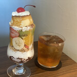 カフェ バー リップ - 