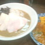 ヌードル＆スパイスカレー 今日の1番 - 