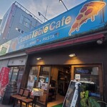Ocean Table Cafe - 外観、、、ちょっとPOP過ぎる(´･∀･｀)