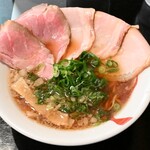 Onomichiraamemmenyahibiki - 尾道ラーメン+釜揚げしらす丼セット、チャーシュー増し