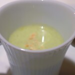 アピシウス - アミューズ「スナップエンドウ」