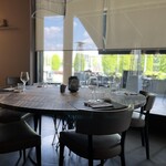 Legami - sushi and more - 窓際のテーブル