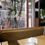 Nomuno coffee &wine library - 店内の雰囲気♪