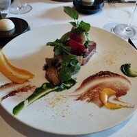 レストラン マノワ - 北海道・蝦夷鹿のテリーヌ　山梨県・芦安のリュバーブのコンフィチュールと共に