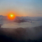 ザ・ウィンザーホテル洞爺リゾート＆スパ - ✽  前日は何も見えなかっただけに…部屋から洞爺湖（東側）を望む景色です。