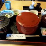 Kitamura - かつ鍋と新わかめと長芋のポン酢仕立ての定食（配膳時）（2022.4）