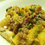 アルティスタ， - 牛テール肉のリガトーニ