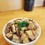 らーめんはや川 - チャーシュー丼