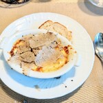 La Brianza - トリュフグラタンピエモンテ風サマートリュフ。お店のスペシャリテにして人気あるお料理。何度もいただいていますが飽きませんね～美味しい♪