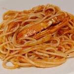 俺のフレンチ 博多 - ワタリガニのピリ辛トマトソースパスタ　1,080円