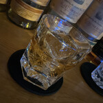 NEO SHOT BAR　深海の洞窟 - バーボン
