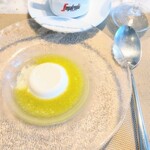 La Brianza - パンナコッタメロンソースレモネードジュレ。ディカフェコーヒーと。メロンの季節なんですね～ 味覚で感じる季節感