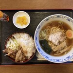 Fujiya - にんにく丼セット 醤油ラーメン　１０００円　(2022/02)