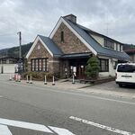 トラン・ブルー - 外観Up