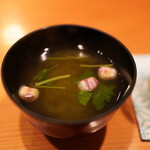 日本料理 たかむら - とろろ昆布の吸い物