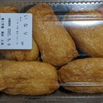 マルエツ - 総合的にはここのが好きかな
            いなり5個250円@団子の富士見屋
            ただ、5月6日のは下ぶれ
            飯の詰まり具合にムラあり味付けもやや薄め
            端午の節句フィーバーでお疲れ？