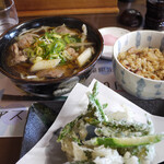 いずみ食堂 - かもそば、たこめし、アスパラのかき揚げ