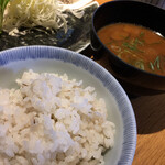 Nadai Tonkatsu Katsukura - ごはん、キャベツ、お味噌汁はおかわり自由