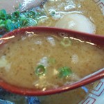 限定（魚介とんこつ）ラーメン　スープアップ（2013年2月）