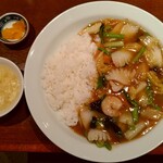 中国料理随園 - 中華丼(大盛)