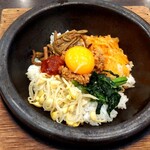 Ishiyaki Kicchin - 石焼きビビンバ¥680