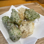 手打ちうどん 上を向いて - 