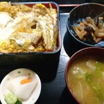 京橋 仙次郎 - カツ重定食