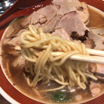 Shanhai Sou Hon Ten - 麺アップ。