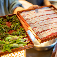 たでの葉 - 2022.5 花山椒、シャク（ヤマニンジン）、ツキノワグマのロース肉