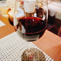 旬菜ステーキ処 らいむらいと - ランチのグラス赤ワイン　680円