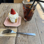 MONZ CAFE - 