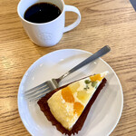 Sutabakku Su Kohi - フルーツオレケーキ、ドリップコーヒー