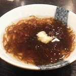 とまと食堂 - お通しのもずく