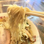 長町ラーメン - 麺のアップ