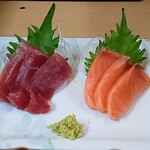 大都会 - 刺身二種(450円)