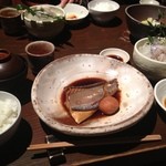 Sakanaryouri Rokkon - 煮魚の定食。これで1000円！
