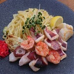 Seafood荞麦面 (酱汁、盐味、酱油)