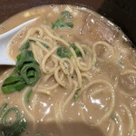 中華蕎麦 とみ田 - ブドウ山椒ぱらり