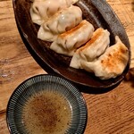 ランタン - 特製焼餃子　邦栄童製麺　650円