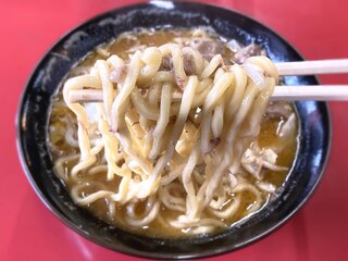 麺屋まる勝かっちゃんラーメン - 麺　2022.5.2