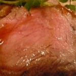 西洋亭 - 夜のおまかせ料理Ａ　お肉のアップ　このピンク色　美味しいんですよ