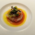 ラ・ロカンダ ザ・リッツ・カールトン京都 - 鮮魚のタルタル　トマトのヴァリエーション　黒オリーブ　ハーブ