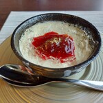 日本料理 旬彩 - デザートはムースのジュレがけ