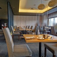 スカイグリルブッフェレストラン空桜 - 落ち着く店内