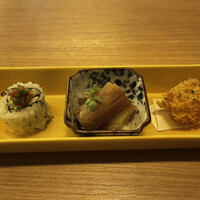 焼き鳥とワイン 萬鳥 祇園店 - 