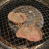 焼肉きんぐ - きんぐコース@¥3,278-、豚タン。