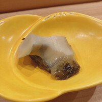 鮨 十兵衛 - 蒸しアワビ