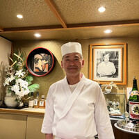 与五郎寿司 本店 - 陽気な大将