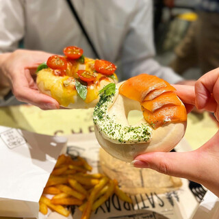 オーサム ストア&カフェ_0