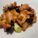 中国料理 四川 - 鶏肉の唐辛子ナッツ炒め